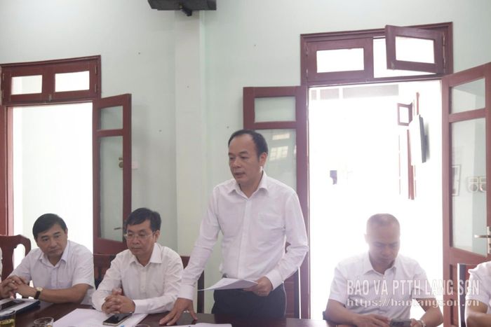 Đồng chí Nguyễn Hữu Hải, tân Phó Chủ tịch Liên minh HTX tỉnh phát biểu nhận nhiệm vụ