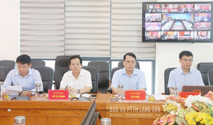 Các đại biểu dự phiên họp tại điểm cầu Công an tỉnh Lạng Sơn