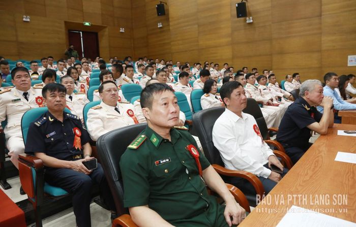 Các đại biểu dự lễ kỷ niệm