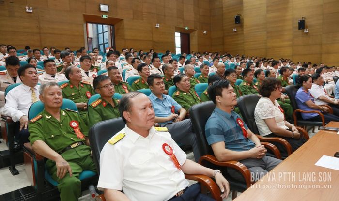 Các đại biểu dự lễ kỷ niệm