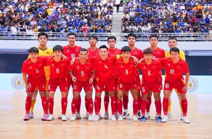 Đội tuyển futsal Việt Nam lội ngược dòng, hòa chủ nhà Thái Lan với tỷ số 3-3. (Ảnh: VFF)