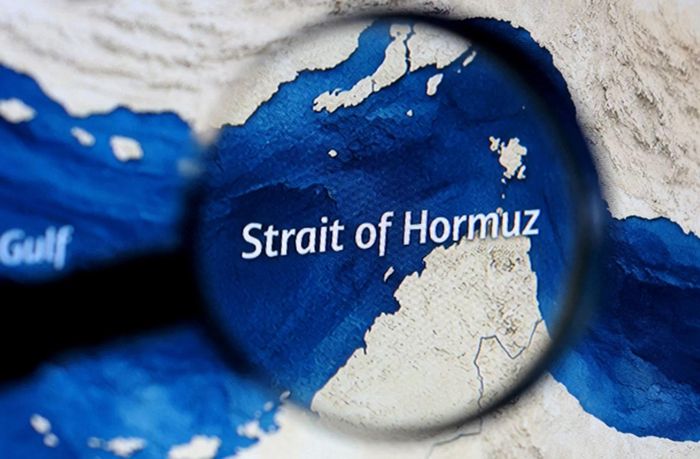 Bản đồ khu vực eo biển Hormuz. Ảnh tư liệu: Reuters