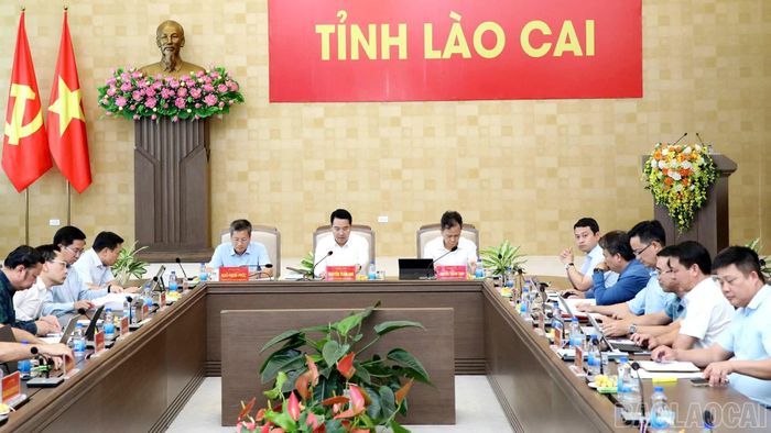 Quang cảnh hội nghị tại điểm cầu UBND tỉnh.