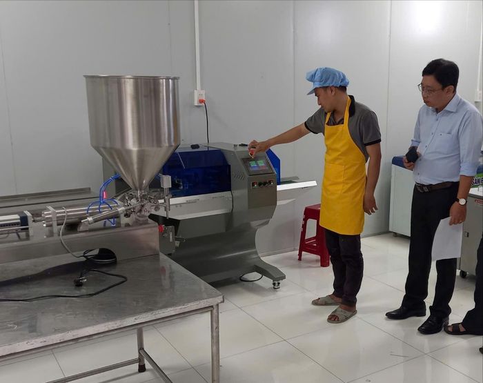 Tổ chức nghiệm thu đề án Hỗ trợ ứng dụng máy móc thiết bị tiên tiến vào sản xuất công nghiệp - tiểu thủ công nghiệp tại các đơn vị thụ hưởng trong thời gian qua. Ảnh minh họa