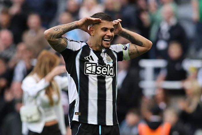Bruno Guimaraes là bản nâng cấp cho tuyến giữa Pháo thủ.
