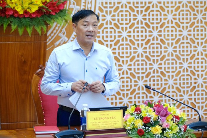 Đồng chí Lê Trọng Yên, Ủy viên Ban Thường vụ Tỉnh ủy, Phó Chủ tịch Thường trực UBND tỉnh phát biểu chỉ đạo tại buổi làm việc