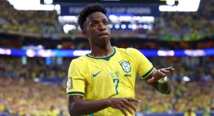 Vinicius mới chỉ 26 tuổi.