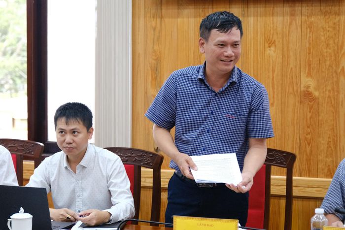 Đồng chí Hoàng Tuấn Anh, Chủ tịch UBND Phường 2 Bảo Lộc báo cáo công tác thực hiện quy hoạch trên địa bàn