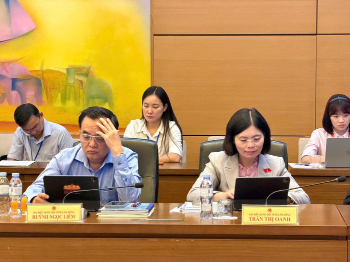 Các đại biểu tham dự phiên thảo luận