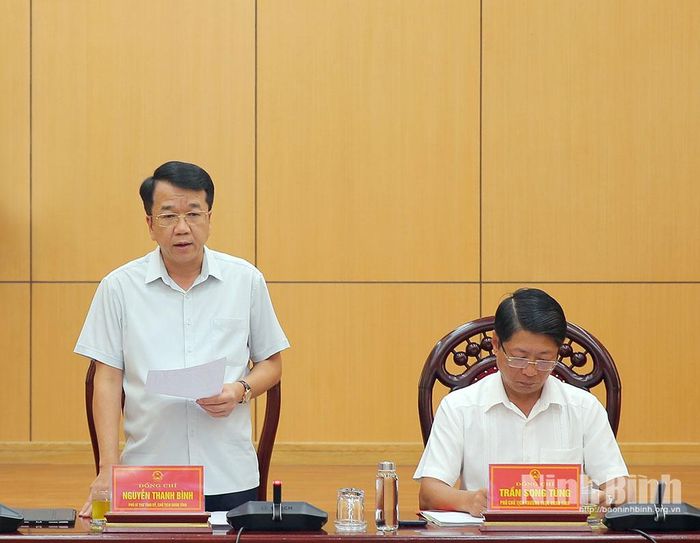 Đồng chí Nguyễn Thanh Bình, Phó Bí thư Tỉnh ủy, Chủ tịch UBND tỉnh phát biểu kết luận hội nghị.