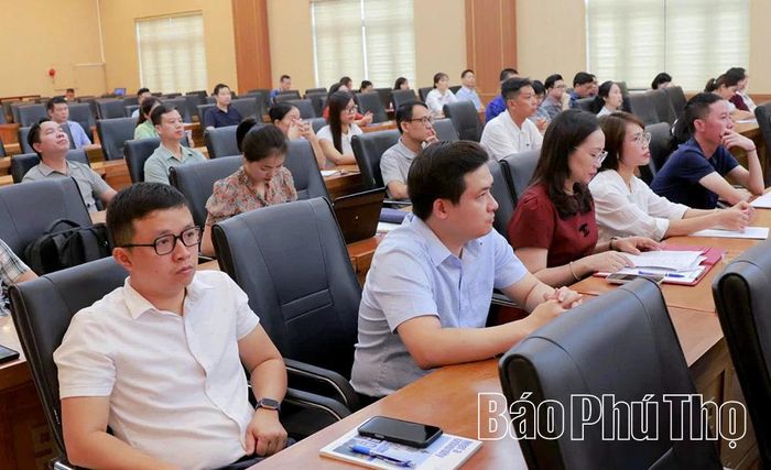 Các học viên tham gia lớp bồi dưỡng.