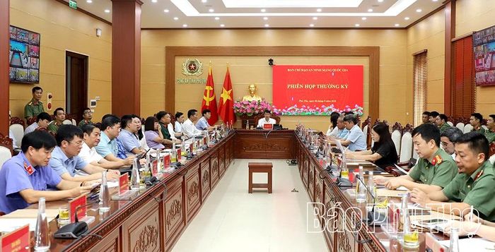 Các đại biểu tham dự phiên họp tại điểm cầu tỉnh Phú Thọ.