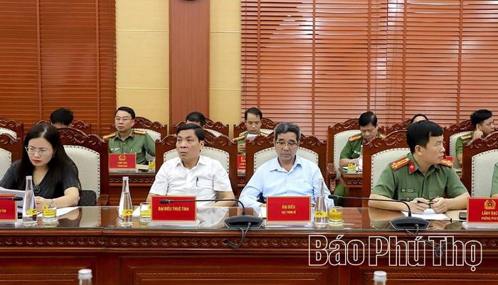 Các đại biểu tham dự phiên họp tại điểm cầu tỉnh Phú Thọ.