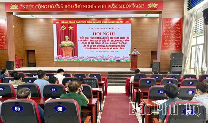 Toàn cảnh hội nghị.