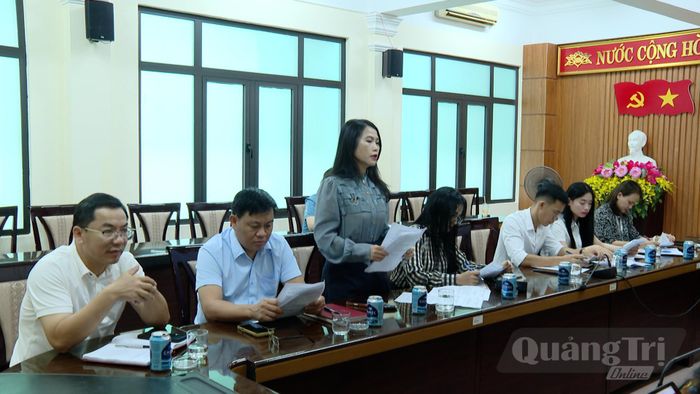 Đại diện Trung tâm Xúc tiến Đầu tư, Thương mại và Du lịch phát biểu tại buổi làm việc - Ảnh: L.T