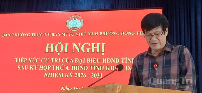 Cử tri phường Đồng Thuận trình bày ý kiến tại buổi tiếp xúc cử tri - Ảnh: H.Đ