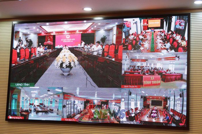Các điểm cầu trực tuyến tham gia hội nghị.
