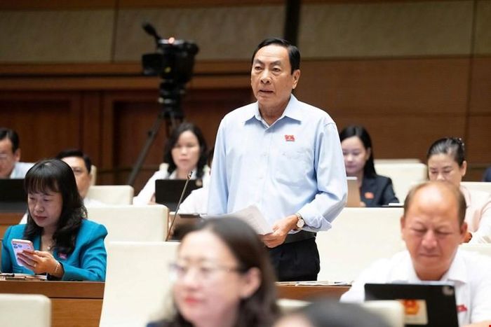 Đại biểu Quốc hội Phạm Văn Hòa (Đoàn Đồng Tháp) phát biểu thảo luận. Ảnh: Quochoi.vn