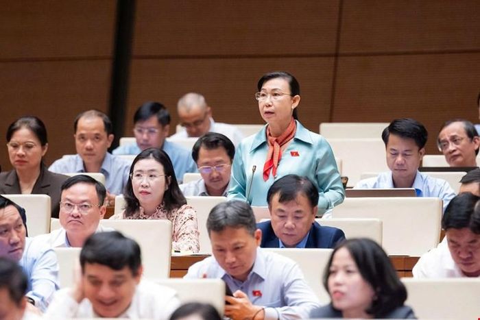 Đại biểu Quốc hội Phan Thị Mỹ Dung (Đoàn Tây Ninh) phát biểu thảo luận. Ảnh: Quochoi.vn