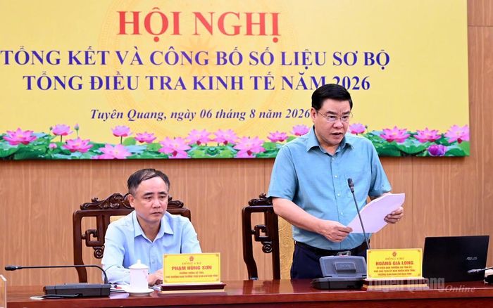 Đồng chí Hoàng Gia Long, Ủy viên Ban Thường vụ Tỉnh ủy, Phó Chủ tịch UBND tỉnh, Trưởng ban Chỉ đạo phát biểu tại hội nghị.