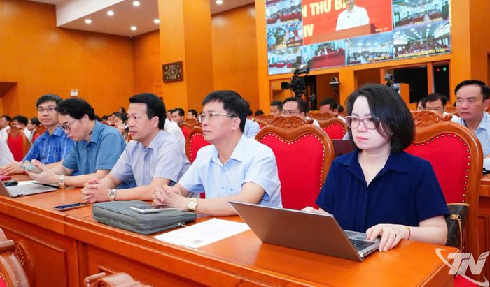 Các đại biểu dự Hội nghị.
