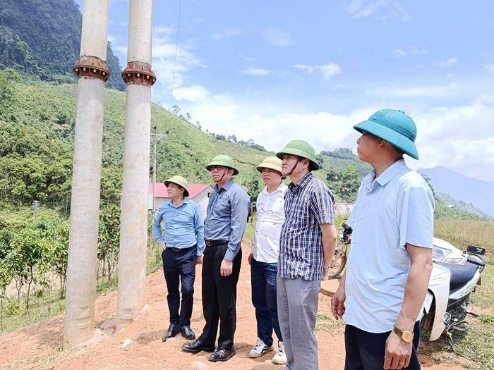 Giám đốc Sở Công Thương Lào Cai kiểm tra thực tế, nắm bắt tình hình phát triển kinh tế - xã hội tại xã Mỏ Vàng