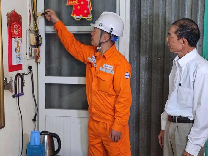 Công tác tuyên truyền An toàn điện đến khách hàng sử dụng điện