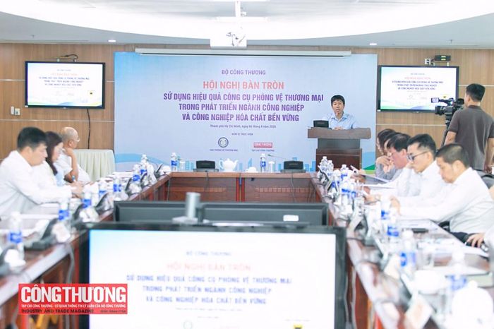 Ông Chu Thắng Trung nhấn mạnh, phòng vệ thương mại không phải là bảo hộ mà nhằm ngăn chặn cạnh tranh không công bằng, qua đó giúp doanh nghiệp nâng cao năng lực và tăng cường liên kết chuỗi giá trị