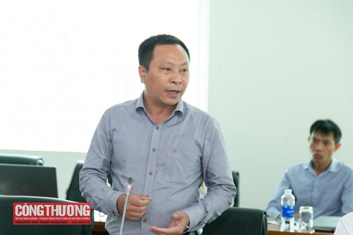 Ông Vũ Xuân Hưng - đại diện VCCI - Chi nhánh Khu vực TP. Hồ Chí Minh lưu ý doanh nghiệp cần nâng cao năng lực ứng phó với các vụ việc phòng vệ thương mại.