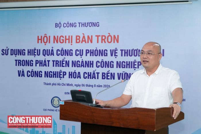 Ông Phạm Huy Nam Sơn - Phó Cục trưởng Cục Hóa chất cho biết, phòng vệ thương mại là một trong những công cụ quan trọng giúp bảo vệ các ngành công nghiệp nền tảng, trong đó có ngành hóa chất, trước các hành vi cạnh tranh không công bằng từ hàng hóa nhập khẩu.
