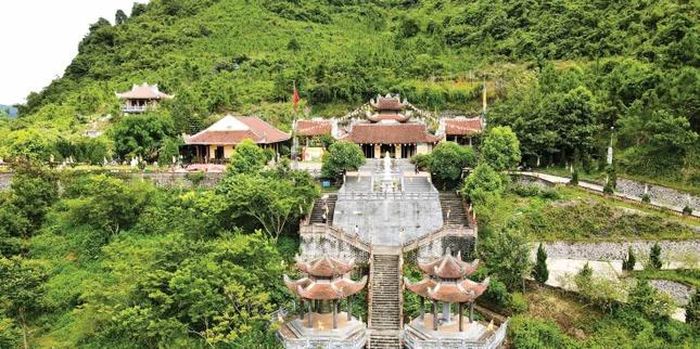 Chùa Phật Tích Trúc Lâm Bản Giốc - Dấu ấn văn hóa tâm linh nổi bật nơi biên cương Tổ quốc