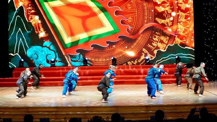 Một trong những tiết mục võ thuật đặc sắc trong liên hoan do các Câu lạc bộ võ thuật được trình diễn tại lễ bế mạc.