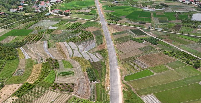 Nếu không tích cực, tiếp tục để chậm tiến độ GPMB ảnh hưởng đến tiến độ, làm tăng chi phí thực hiện dự án thì các cơ quan, đơn vị phải chịu trách nhiệm trước Chủ tịch UBND tỉnh Bắc Ninh.