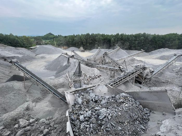 Với công suất được cấp quyền như hiện nay, giai đoạn 2026 - 2030, tỉnh Nghệ An dự kiến thiếu khoảng 135 triệu m³ đất, đá, cát sỏi.
