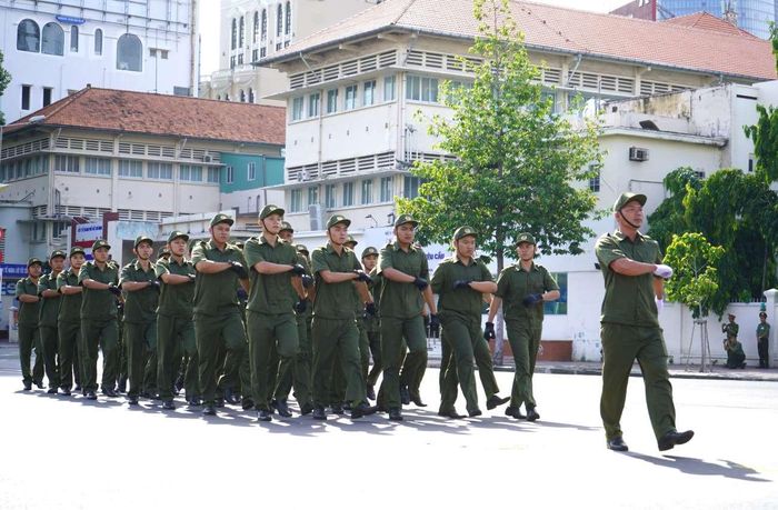 Người hoạt động không chuyên trách thực tế ở khu phố, ấp, thôn, khu dân cư còn có lực lượng tham gia bảo vệ an ninh, trật tự ở cơ sở cũng sẽ được đóng BHXH, BHYT