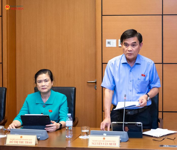 ĐBQH Nguyễn Văn Mười (Đồng Tháp) phát biểu. Ảnh: Mạnh Hưng
