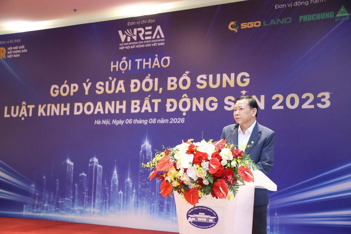 TS. Nguyễn Văn Khôi phát biểu tại hội thảo