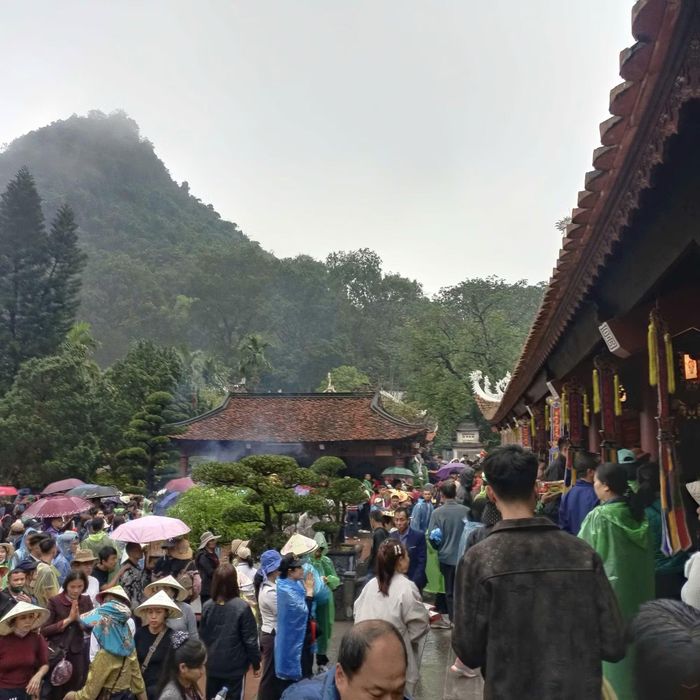 Du lịch tâm linh hút khách trong nhiều năm trở lại đây.