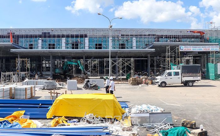 Khu vực nhà ga hành khách Sân bay Cà Mau đang dần hoàn thiện.