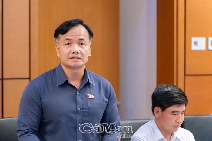 Đại biểu Trần Hoài Nam phát biểu góp ý dự thảo Luật Kiến trúc.
