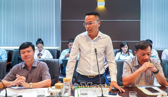 Ông Nguyễn Văn Bé Ba, Phó Giám đốc Chi nhánh Khí Tây Nam Bộ, báo cáo tình hình sản xuất, kinh doanh 7 tháng đầu năm.