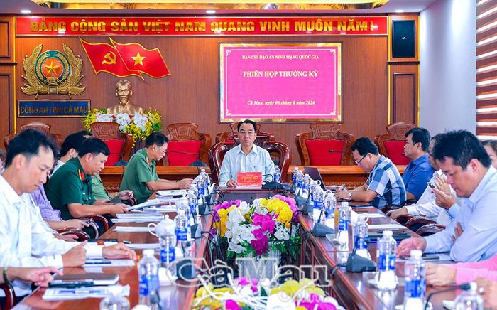 Các đại biểu dự Phiên họp thường kỳ Ban Chỉ đạo An ninh mạng quốc gia tại điểm cầu tỉnh Cà Mau.