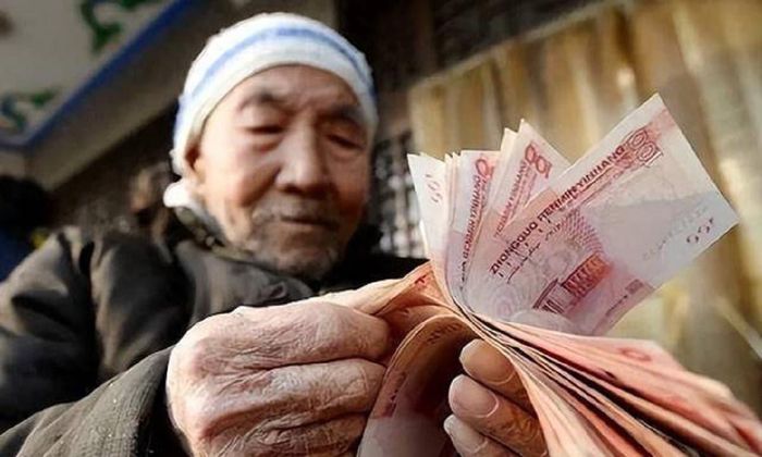 Lời so sánh con mình với con nhà người ta. Ảnh minh họa.