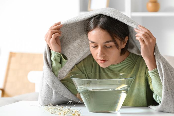 Không phải mọi trẻ nhỏ đều phù hợp với việc xông hơi. Ảnh minh họa.