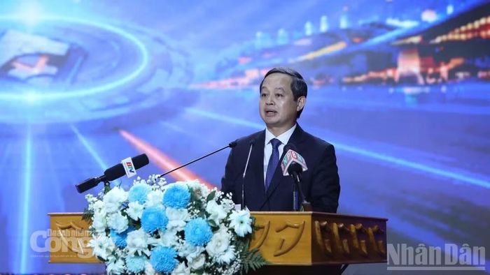 Ông Phạm Hoàng Sơn, Chủ tịch Ủy ban nhân dân tỉnh Bắc Ninh phát biểu tại buổi lễ. Ảnh: Báo Nhân Dân