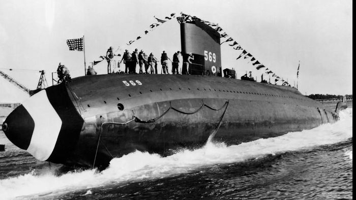 7 tàu ngầm nhanh nhất thế giới hiện nay. Trong ảnh là tàu USS Albacore, với thân tàu hình giọt nước, được cho là đã đạt tốc độ dưới nước 33 hải lý/giờ (61 km/giờ; 38 dặm/giờ). Ảnh: Wikimedia Commons.