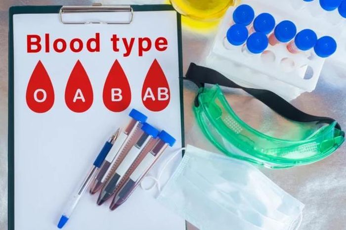 Việc biết nhóm máu được cho là sẽ giúp hiểu hơn về tính cách. (Ảnh: iStock)