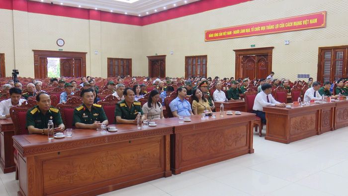 Các đại biểu dự lễ kỷ niệm.