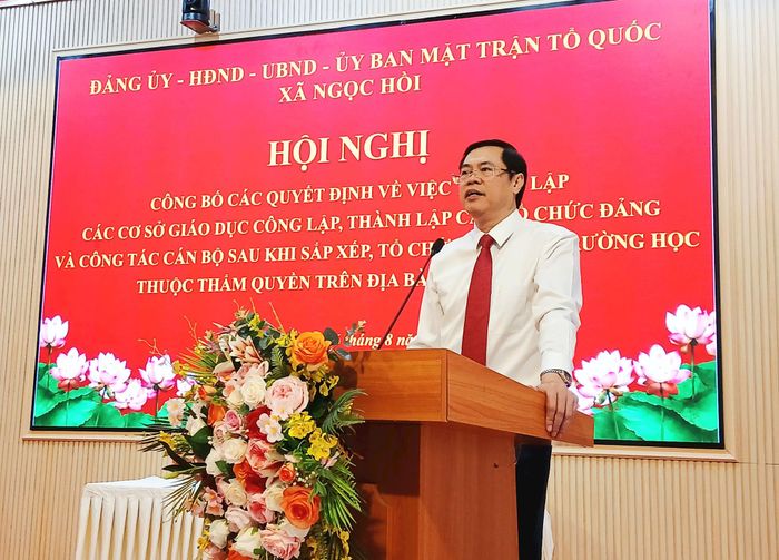 Bí thư Đảng ủy, Chủ tịch HĐND xã Ngọc Hồi Nguyễn Xuân Phong phát biểu chỉ đạo tại hội nghị. Ảnh: Hoàng Quyết