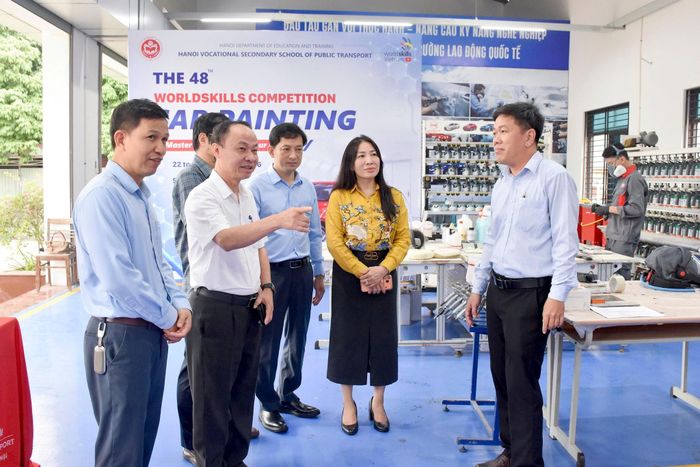 Đoàn kiểm tra công tác huấn luyện thí sinh tham dự kỳ thi Kỹ năng nghề thế giới 2026. Ảnh: Thảo Phạm